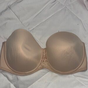 Vanity Fair strapless underwire bra with no straps Elegant Tan Strapless Bra 42D